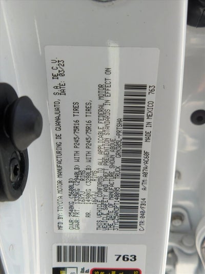 2023 Toyota Tacoma 4WD 4WD SR Double Cab 5' Bed V6 AT (Natl)