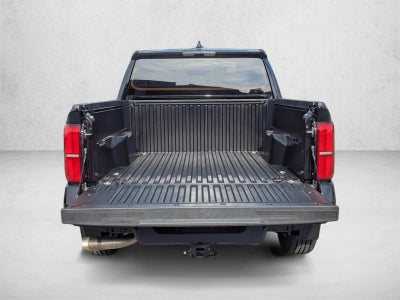 2024 Toyota Tacoma 4WD 4WD SR5 Double Cab 5' Bed AT (Natl)