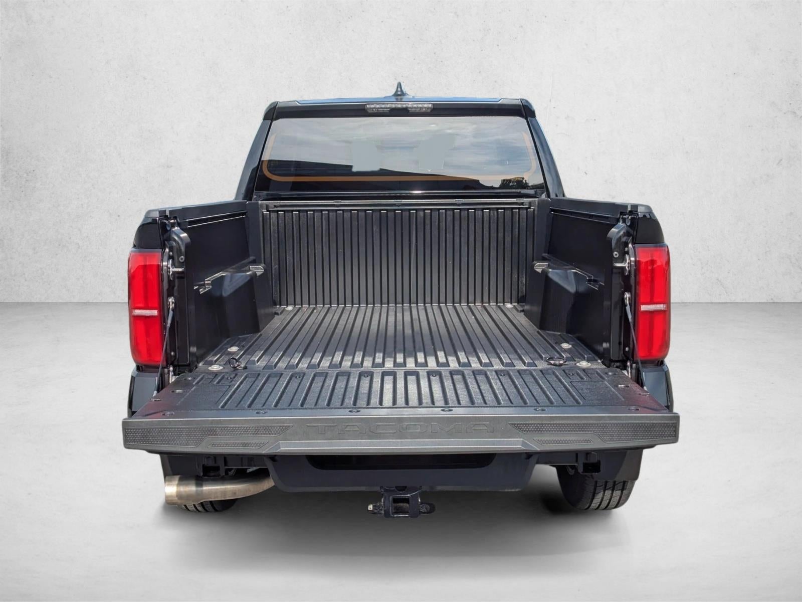 2024 Toyota Tacoma 4WD 4WD SR5 Double Cab 5' Bed AT (Natl)