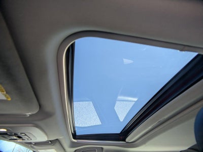 2019 Toyota Camry SE Auto (Natl)
