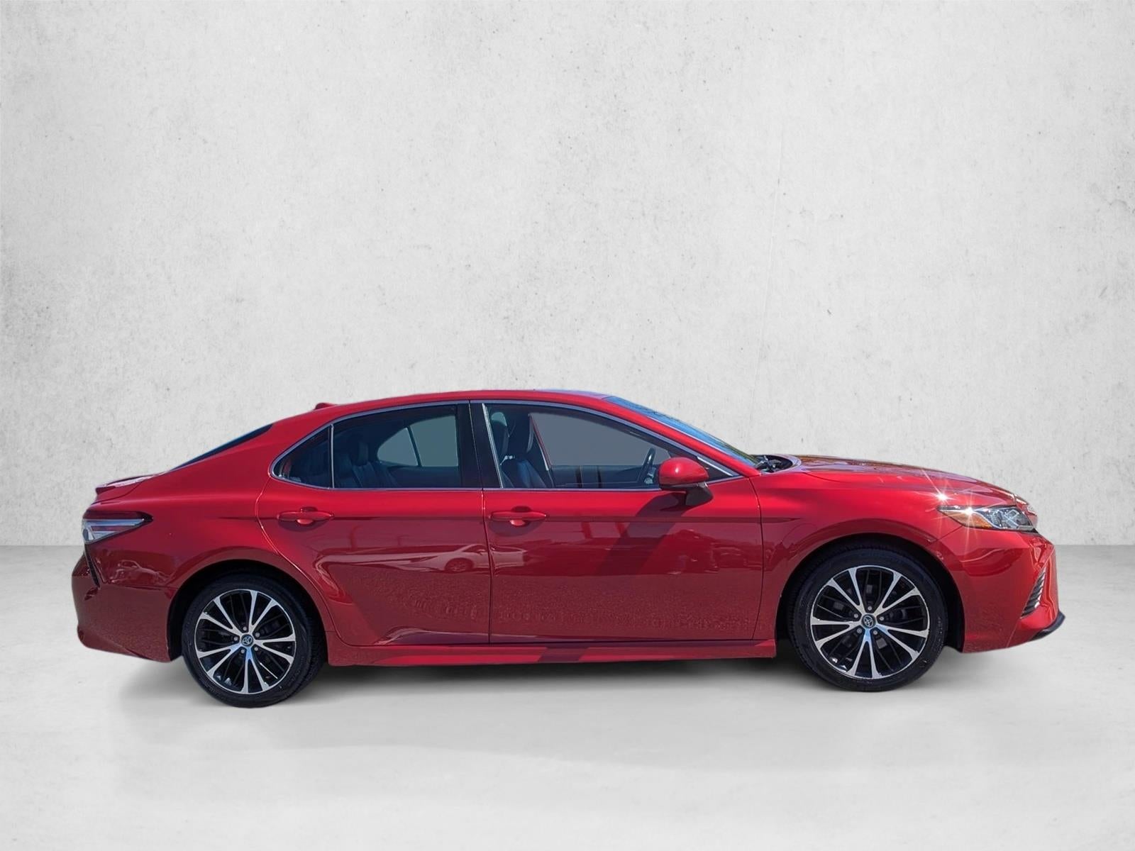 2019 Toyota Camry SE Auto (Natl)