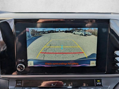 2025 Toyota Camry LE (SE)