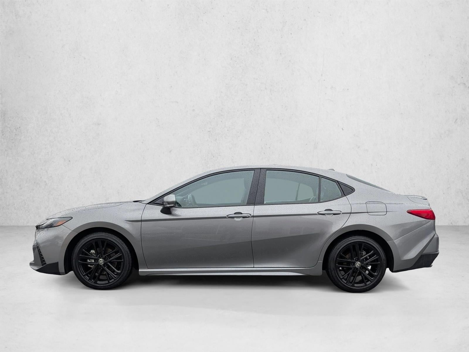 2025 Toyota Camry SE (SE)