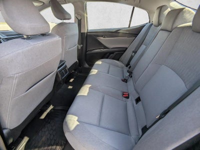 2025 Toyota Camry LE (Natl)