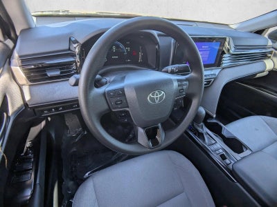2025 Toyota Camry LE (Natl)