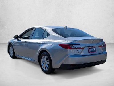 2025 Toyota Camry LE (SE)