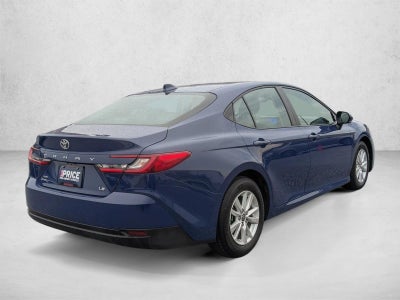 2025 Toyota Camry LE AWD (Natl)