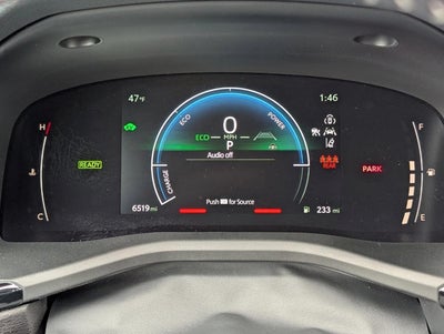 2025 Toyota Camry SE AWD (Natl)
