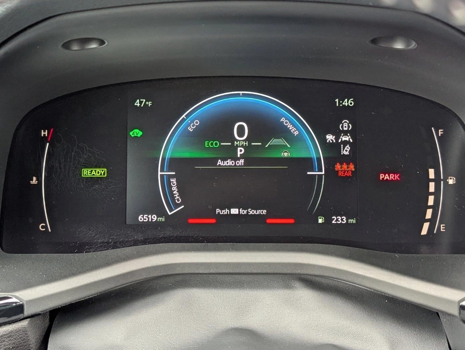 2025 Toyota Camry SE AWD (Natl)