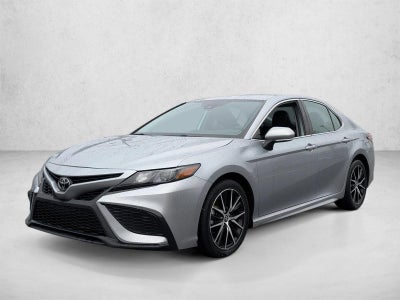 2024 Toyota Camry SE Auto (SE)