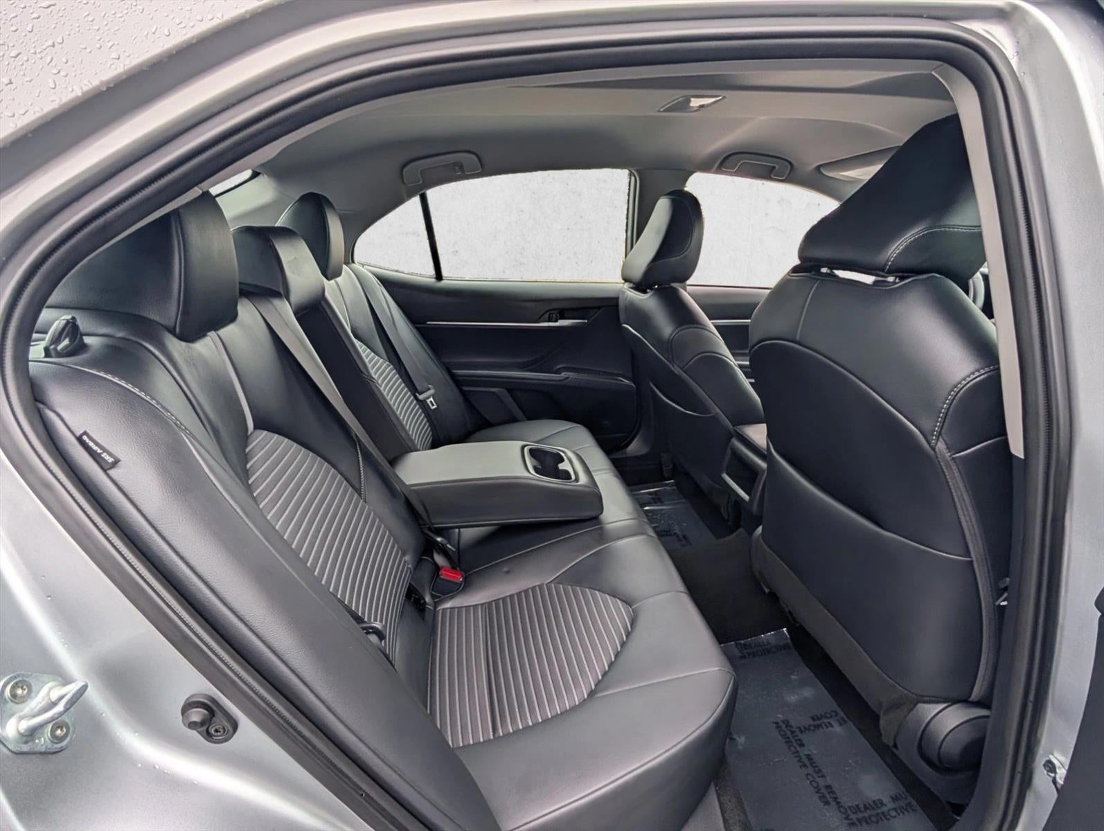 2024 Toyota Camry SE Auto (SE)