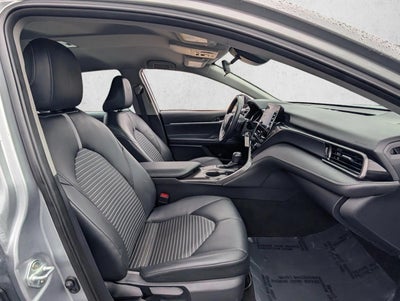 2024 Toyota Camry SE Auto (SE)