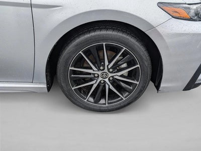 2024 Toyota Camry SE Auto (SE)