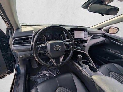 2021 Toyota Camry SE Auto (SE)