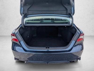 2021 Toyota Camry SE Auto (SE)