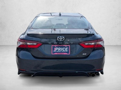2021 Toyota Camry SE Auto (SE)