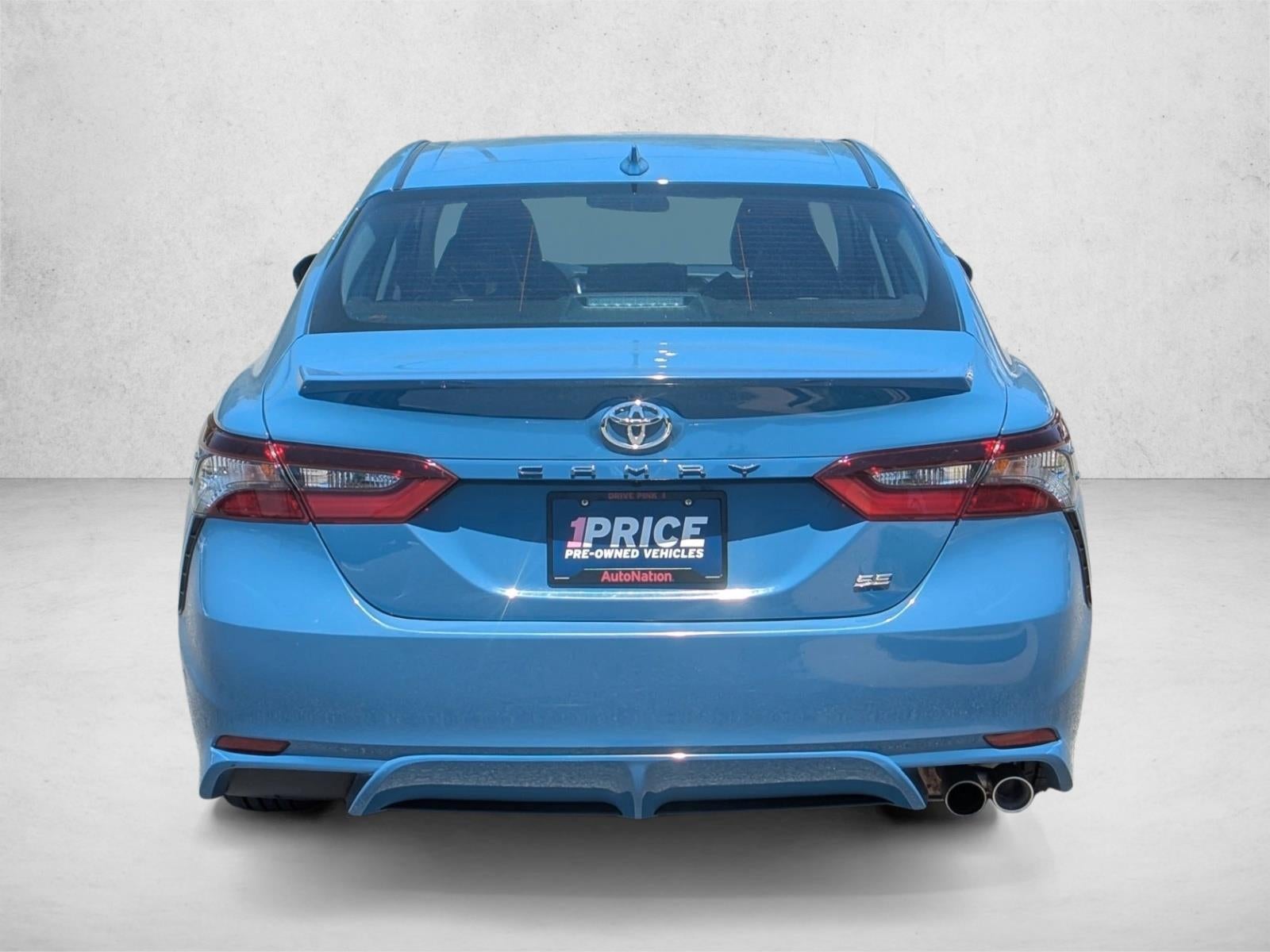 2024 Toyota Camry SE Auto (SE)