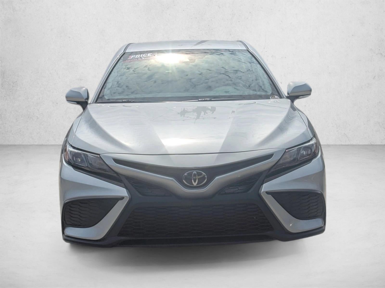 2024 Toyota Camry SE Auto (SE)