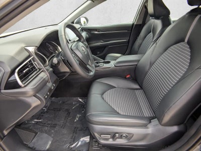 2024 Toyota Camry SE Auto (Natl)