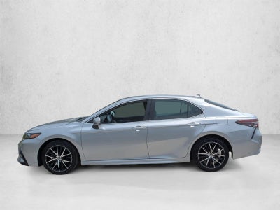 2024 Toyota Camry SE Auto (Natl)