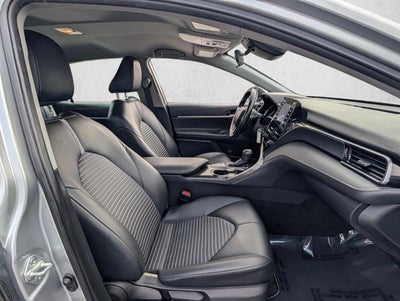 2023 Toyota Camry SE Auto (SE)