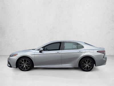2023 Toyota Camry SE Auto (SE)