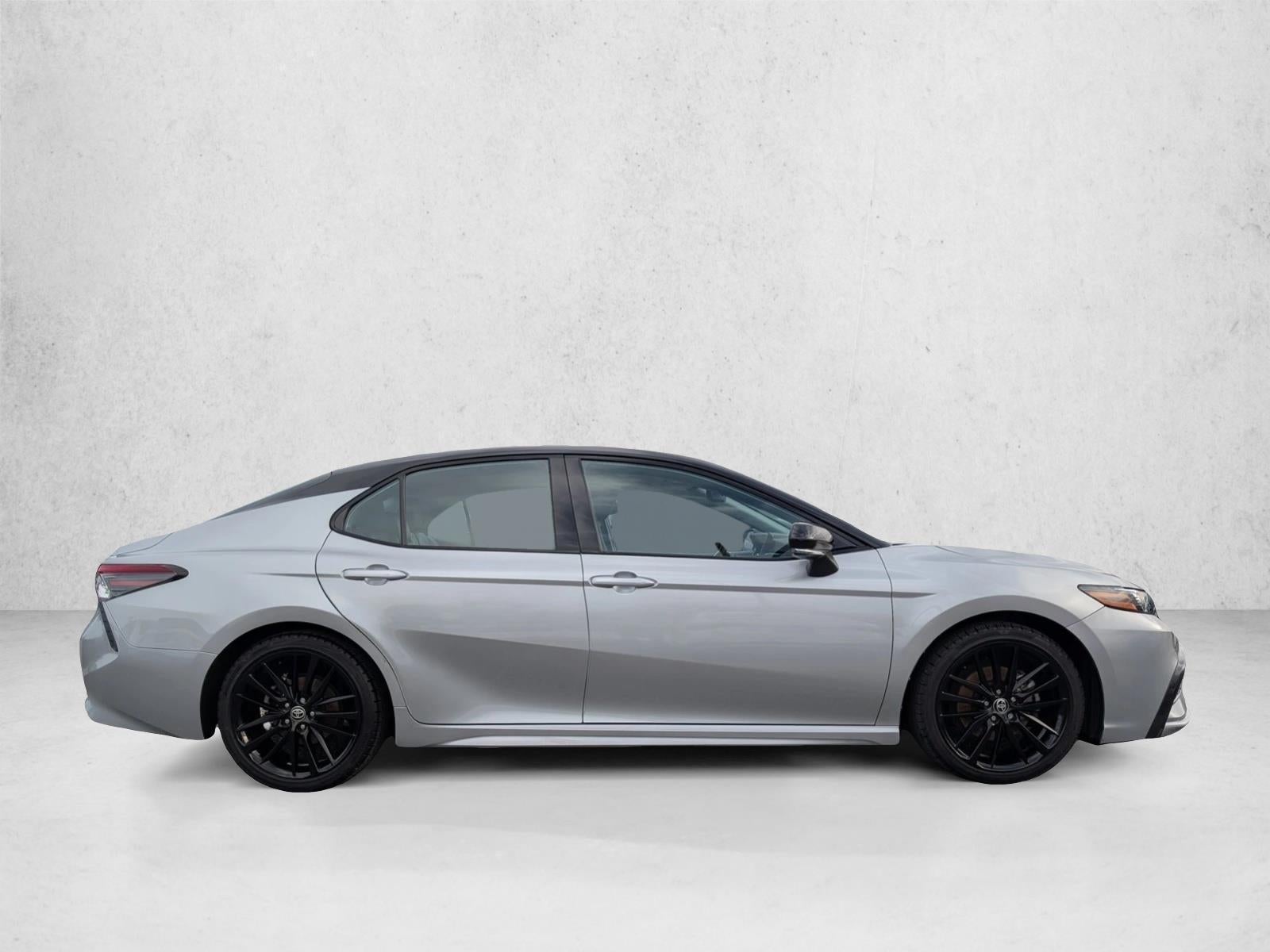 2022 Toyota Camry Hybrid XSE CVT (Natl)