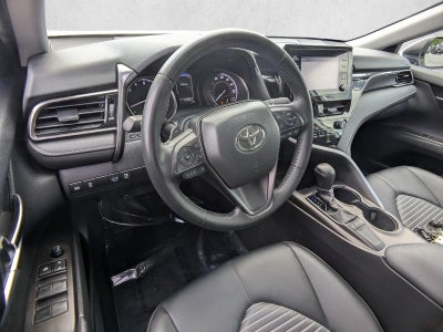 2024 Toyota Camry SE Auto (Natl)