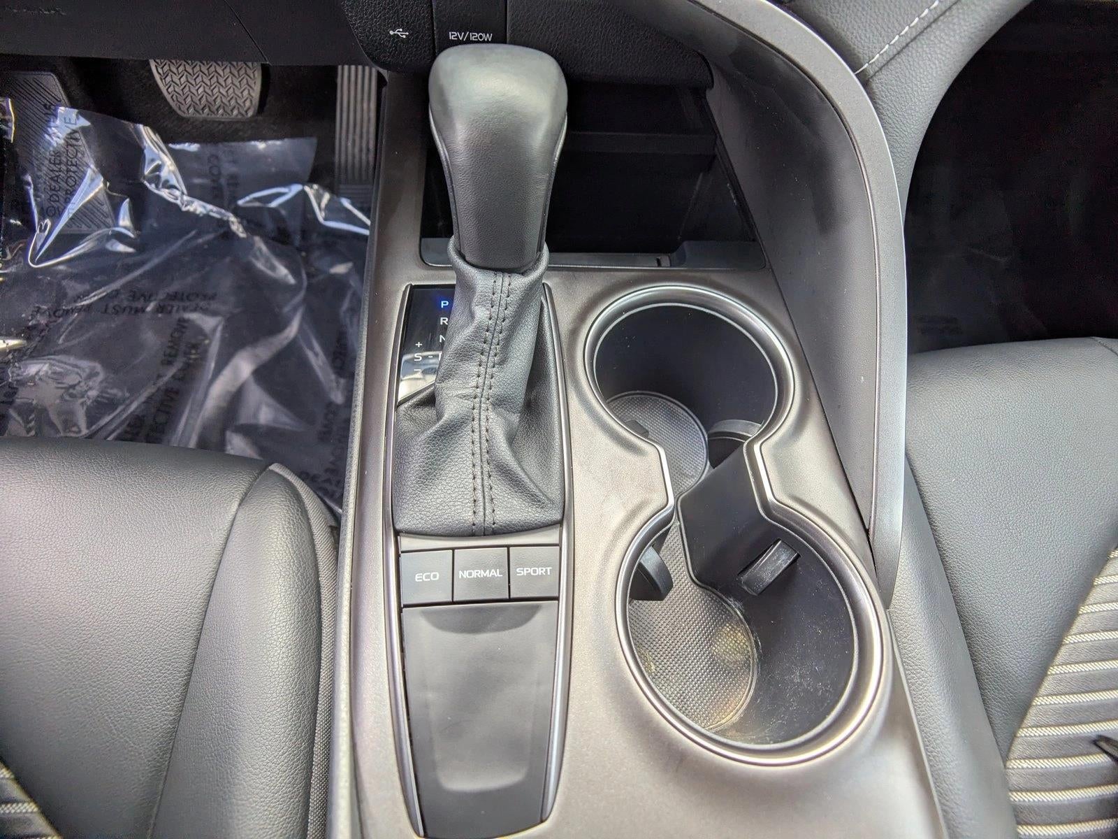 2024 Toyota Camry SE Auto (Natl)
