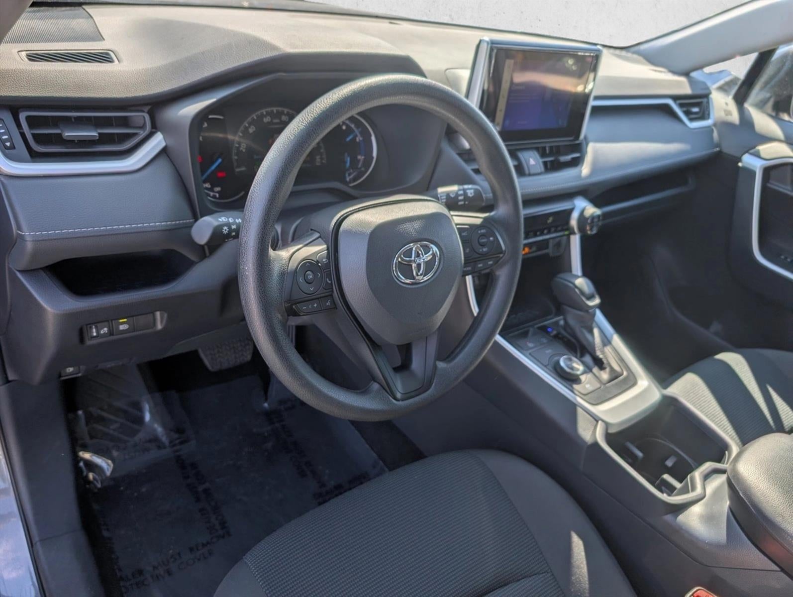 2025 Toyota RAV4 Hybrid LE AWD (Natl)