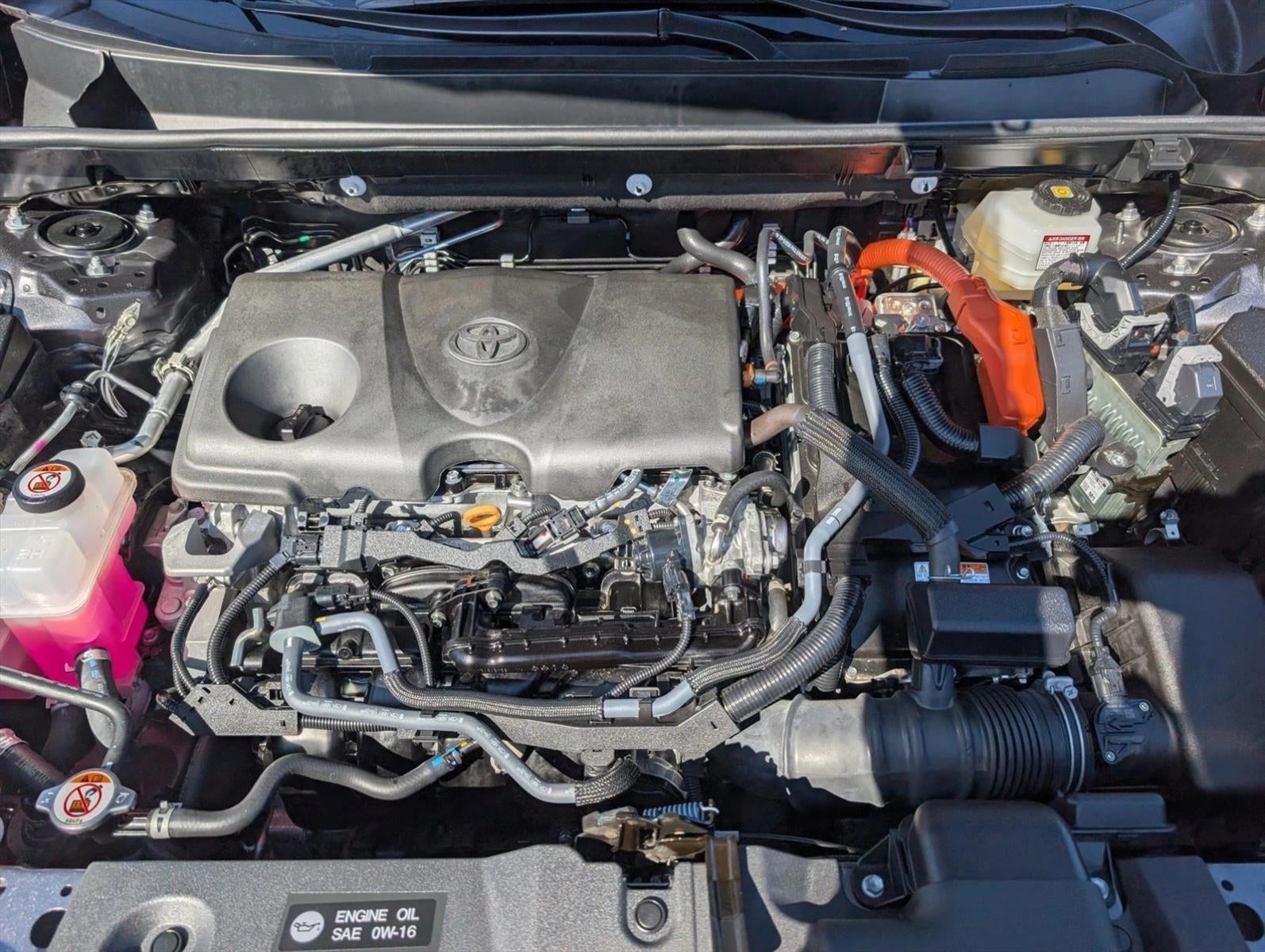 2025 Toyota RAV4 Hybrid LE AWD (Natl)