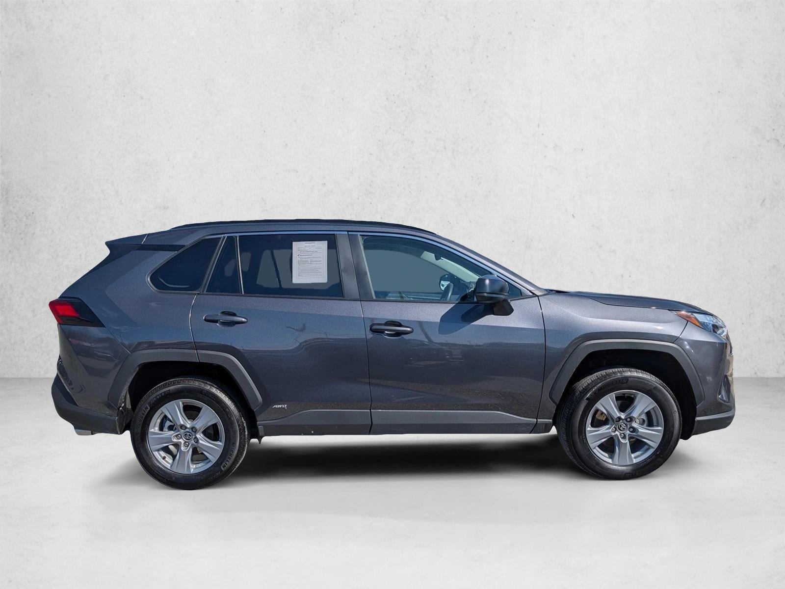 2025 Toyota RAV4 Hybrid LE AWD (Natl)