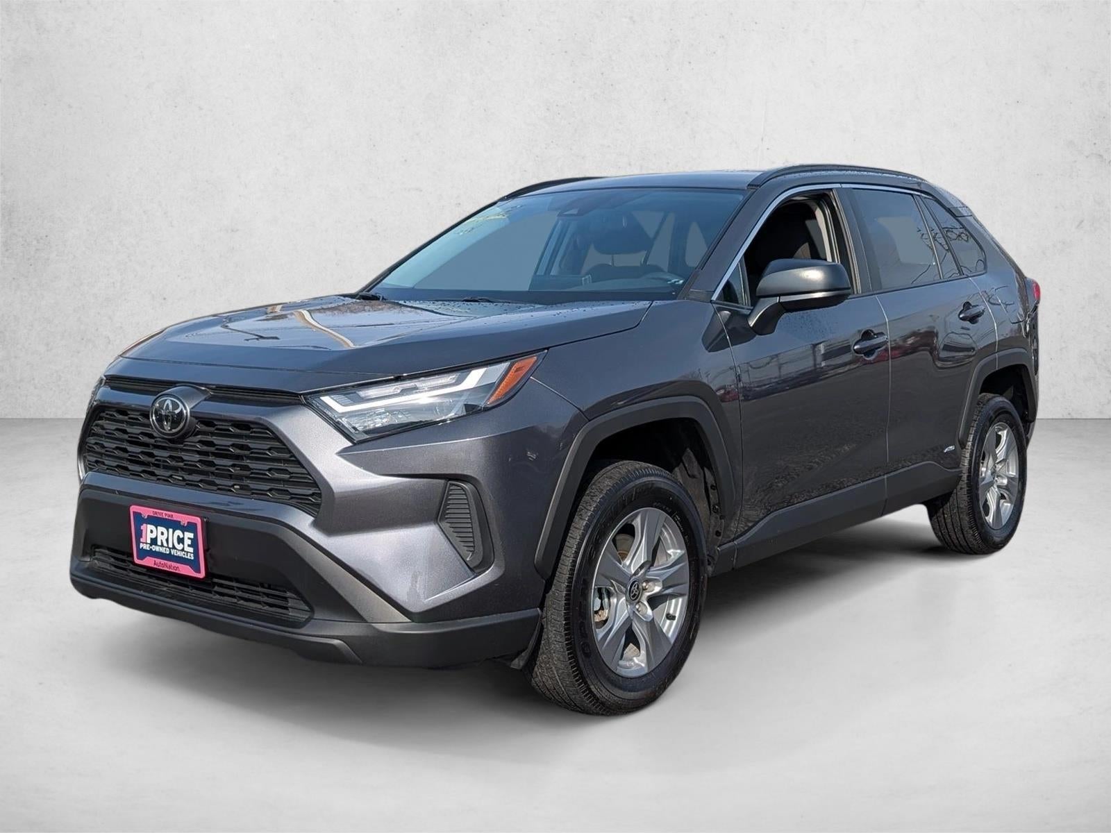 2025 Toyota RAV4 Hybrid LE AWD (Natl)
