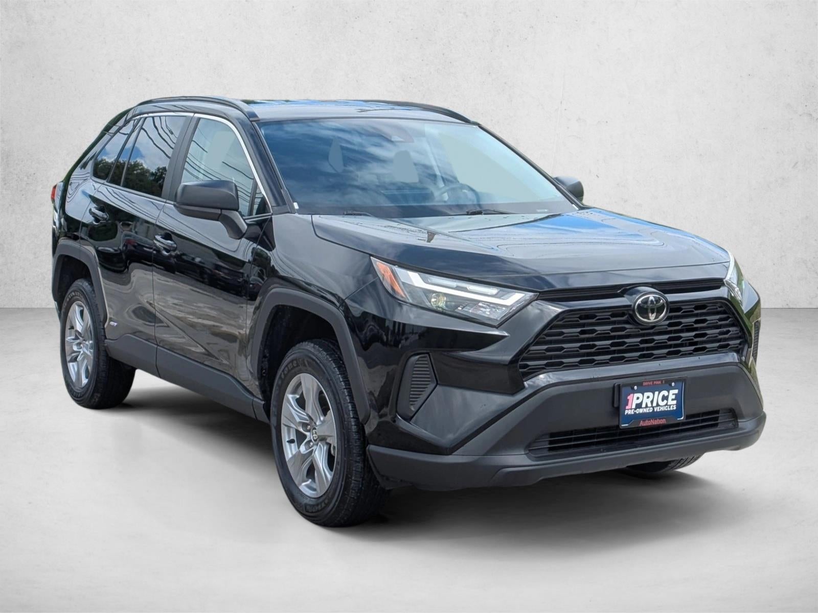 2025 Toyota RAV4 Hybrid LE AWD (Natl)