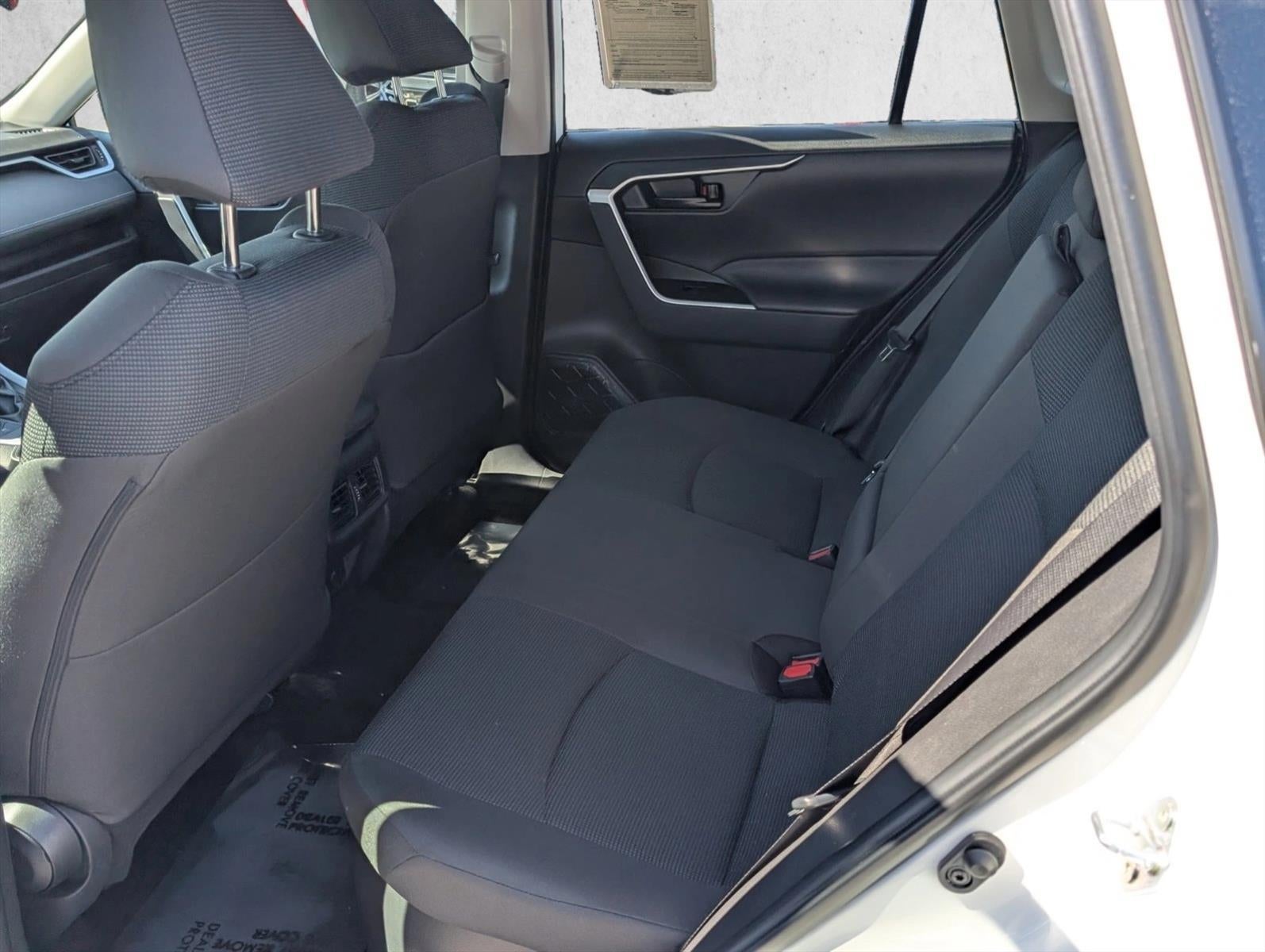 2025 Toyota RAV4 Hybrid LE AWD (Natl)