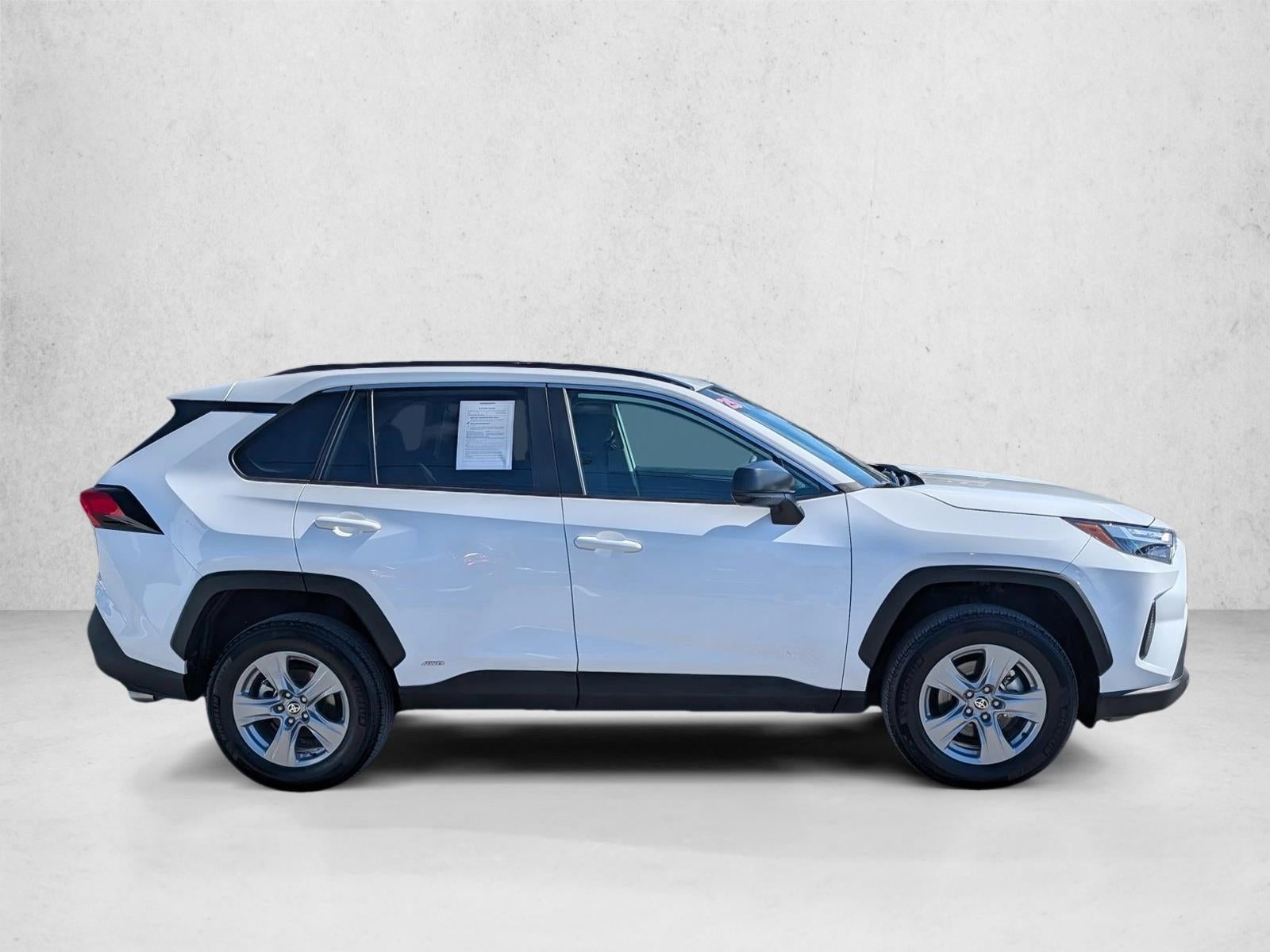 2025 Toyota RAV4 Hybrid LE AWD (Natl)