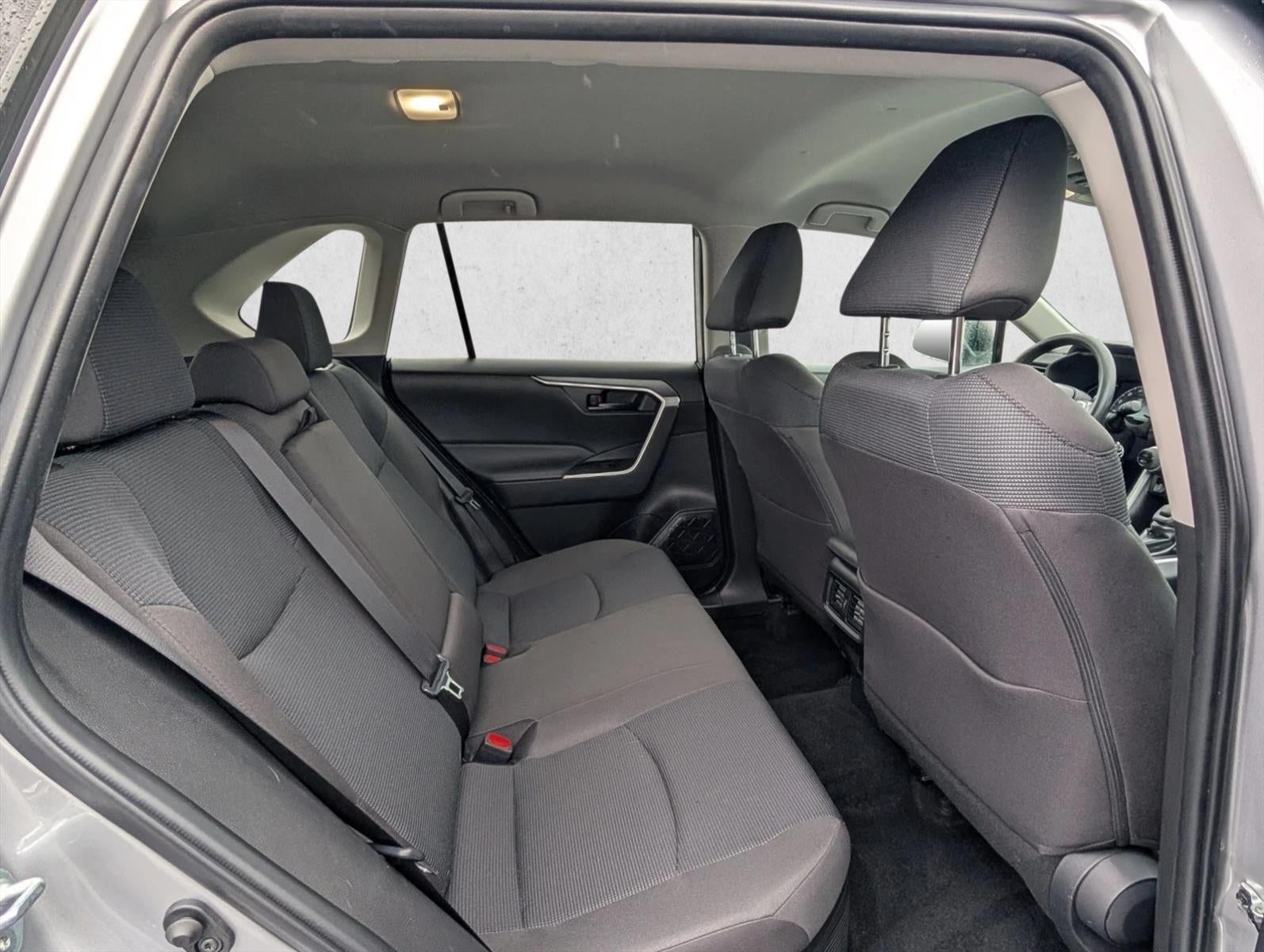 2025 Toyota RAV4 Hybrid LE AWD (Natl)