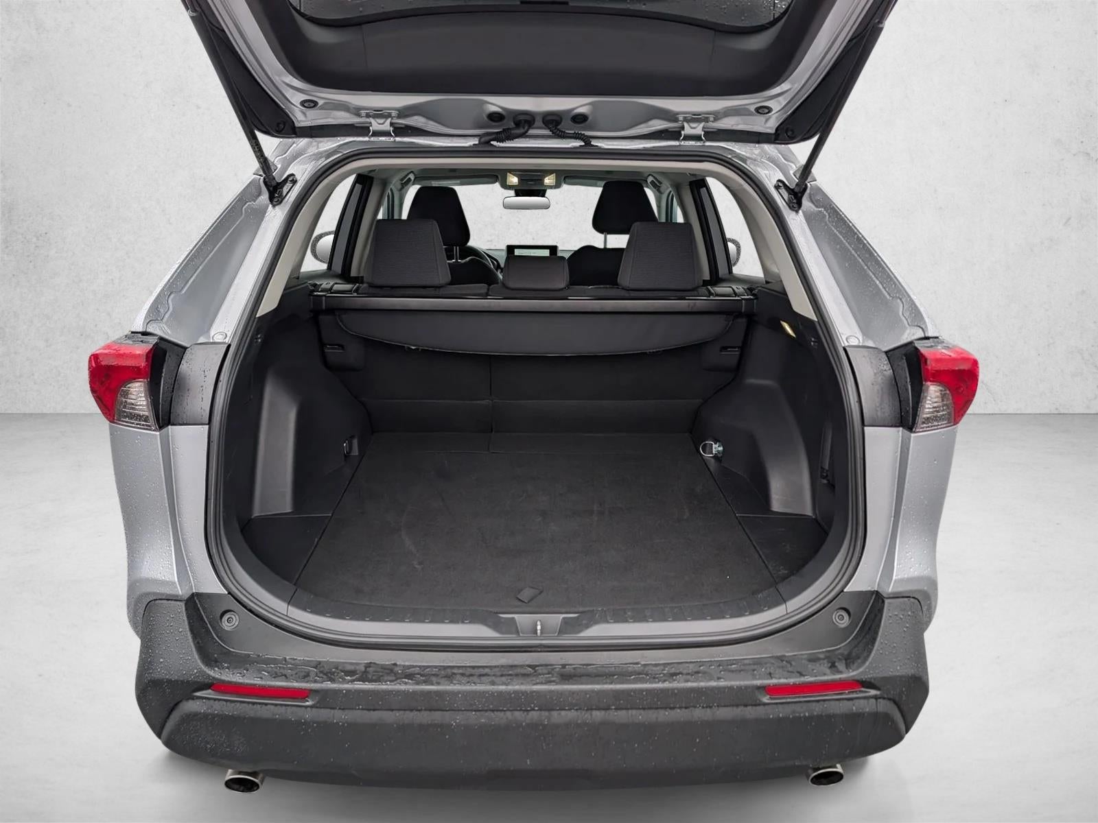 2025 Toyota RAV4 Hybrid LE AWD (Natl)