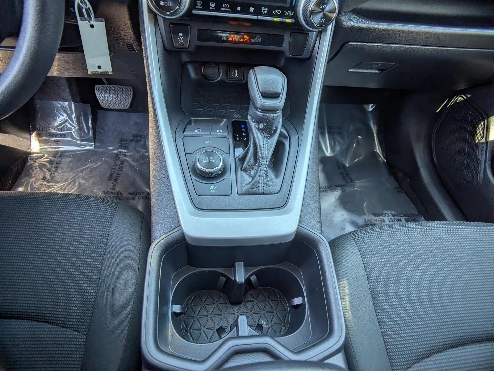 2025 Toyota RAV4 Hybrid LE AWD (Natl)
