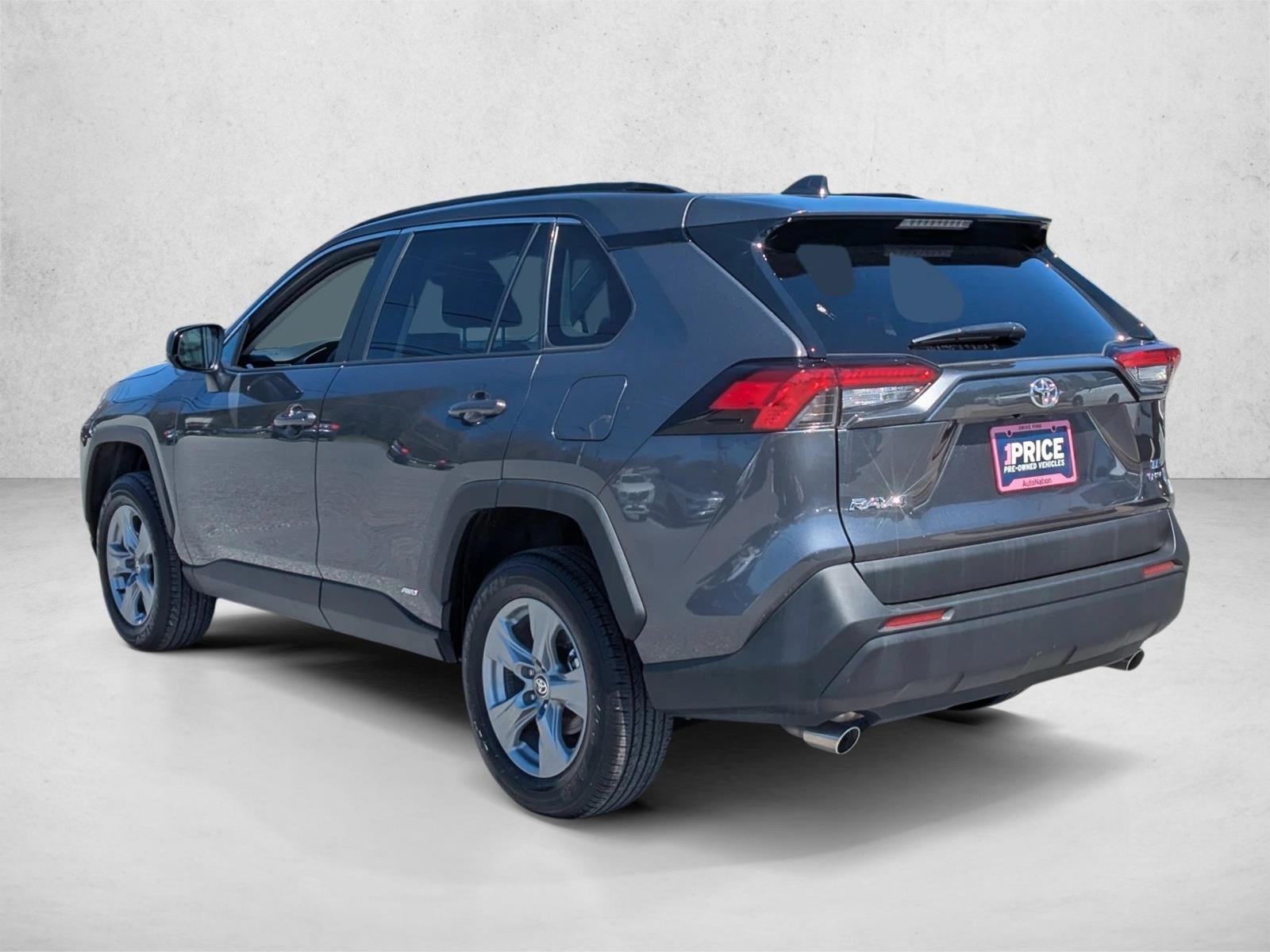 2025 Toyota RAV4 Hybrid LE AWD (Natl)
