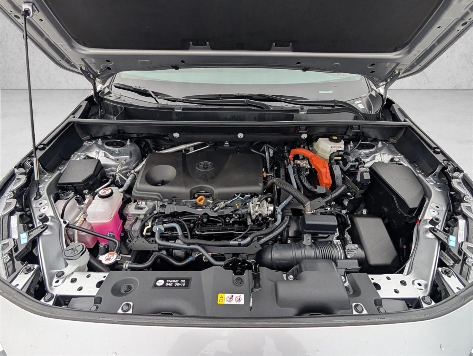 2025 Toyota RAV4 Hybrid LE AWD (Natl)