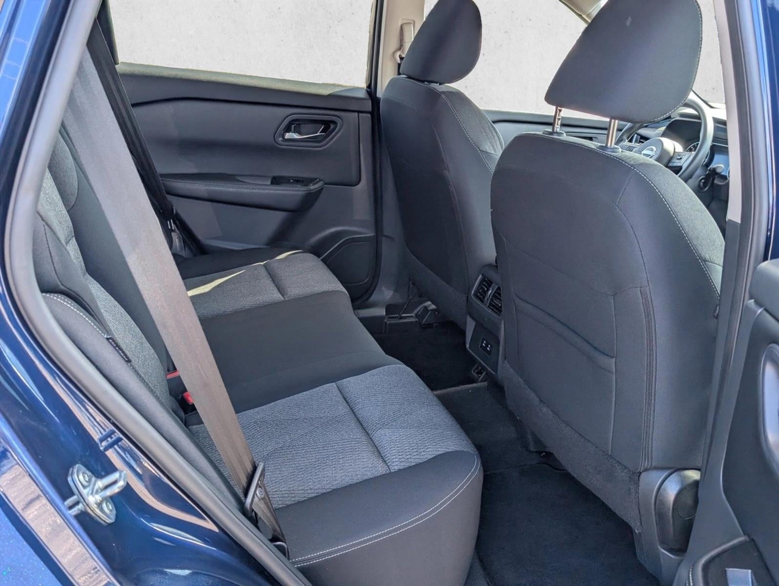 2024 Nissan Rogue AWD SV