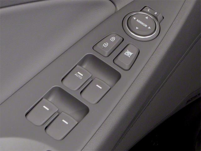 2013 Hyundai SONATA 4dr Sdn 2.4L Auto GLS