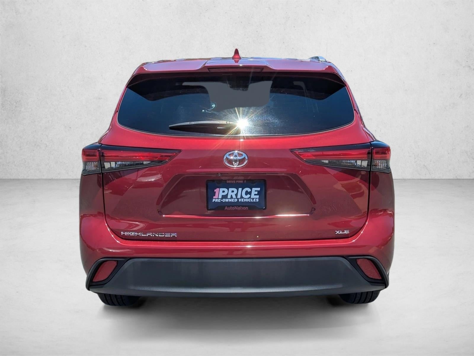 2023 Toyota Highlander XLE FWD (Natl)