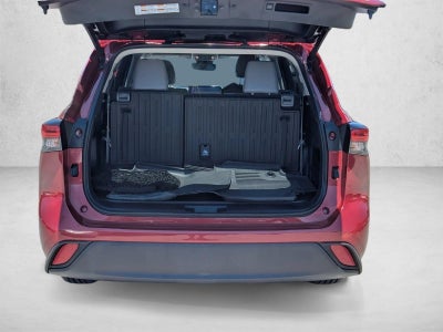 2023 Toyota Highlander XLE FWD (Natl)