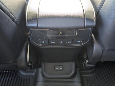 2025 Toyota Highlander XLE AWD (Natl)