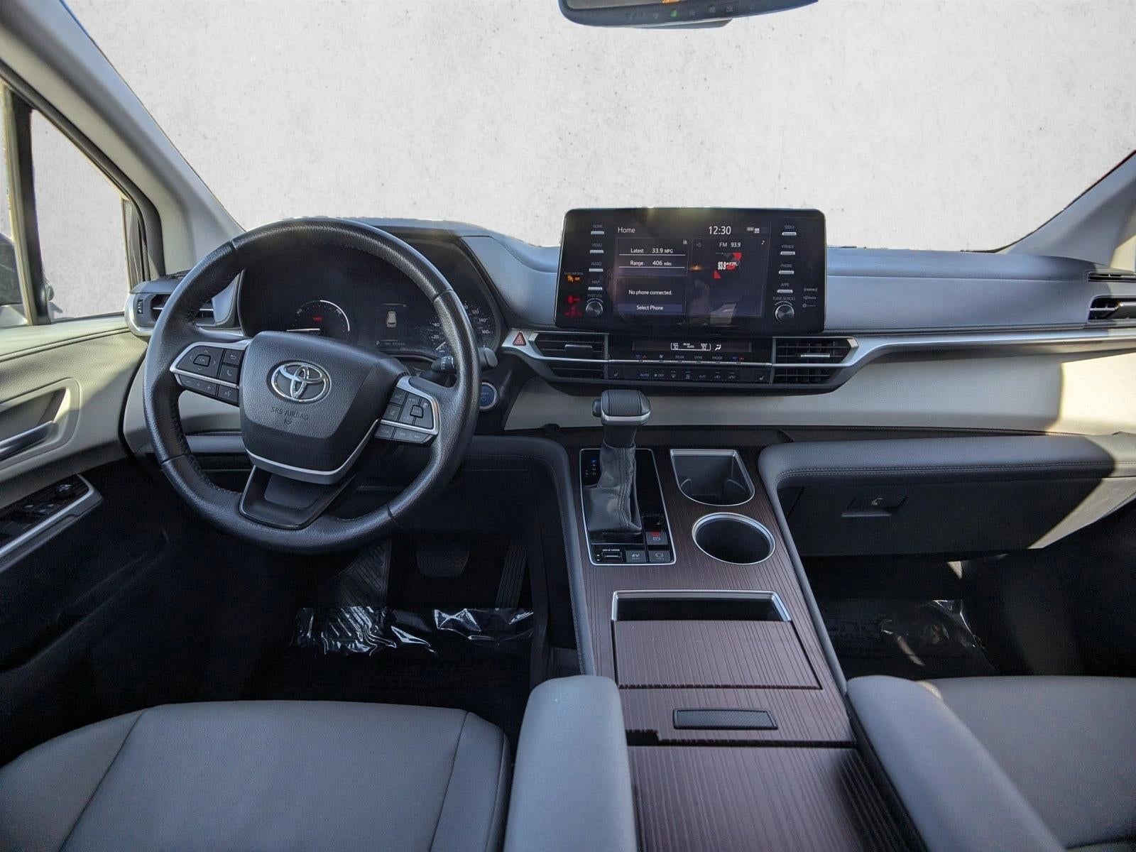 2024 Toyota Sienna XLE FWD 8-Passenger (Natl)