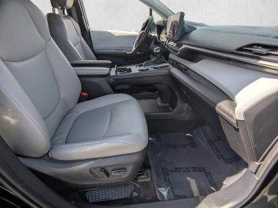 2025 Toyota Sienna XLE FWD 8-Passenger (Natl)
