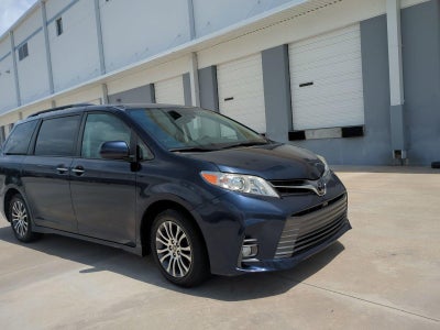 2020 Toyota Sienna XLE Auto Access Seat FWD 7-Passenger (GS)