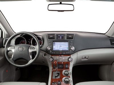 2011 Toyota Highlander FWD 4dr L4 Base (Natl)